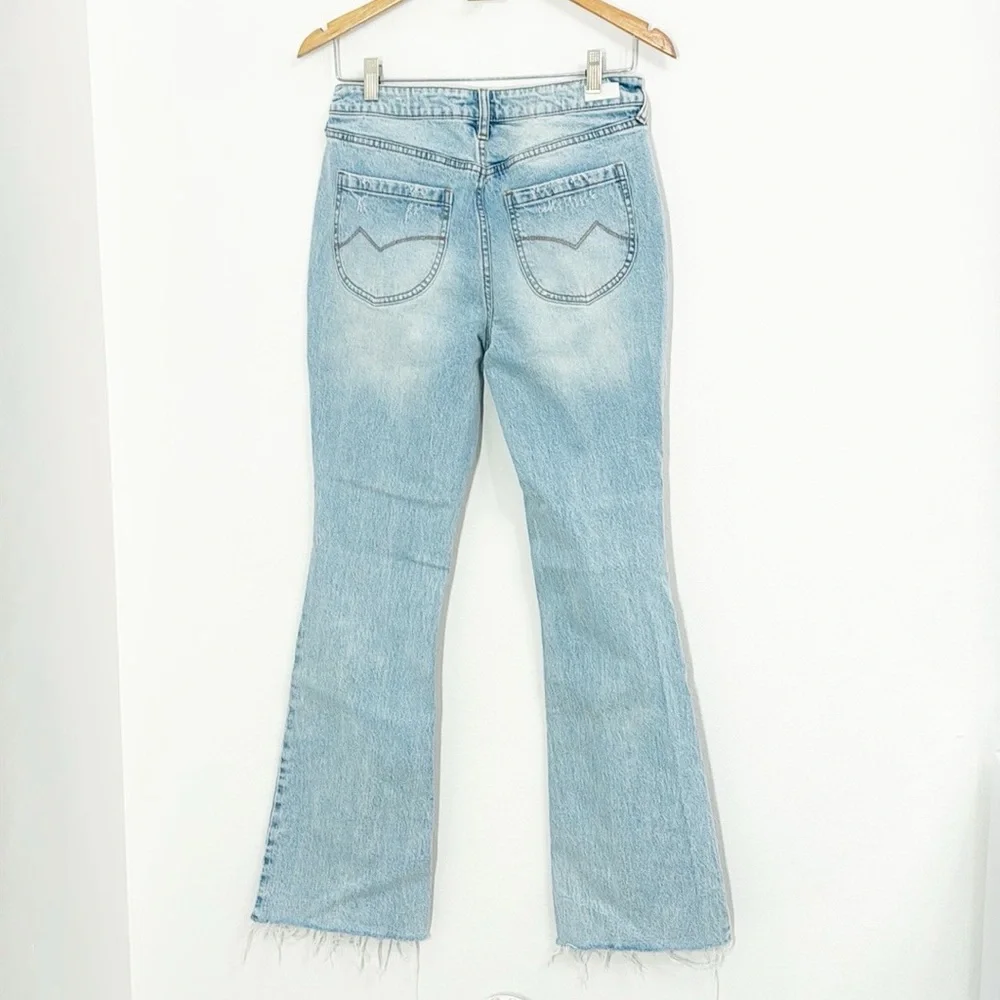 CLEO WOLF  High Rise Boot Cut Jeans Light Wash Exposed Button Fly Size 28/34 - Picture 5 of 8